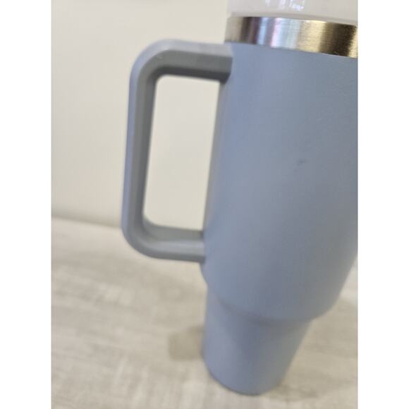 Stanley 40oz Stainless Steel H2.0 FlowState Quencher Tumbler Blue .no Straw - Picture 5 of 10
